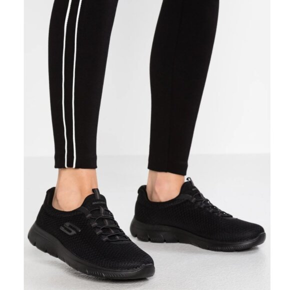NIB Skechers SUMMITS Sneakers In Black/Black, 7 - Picture 1 of 4